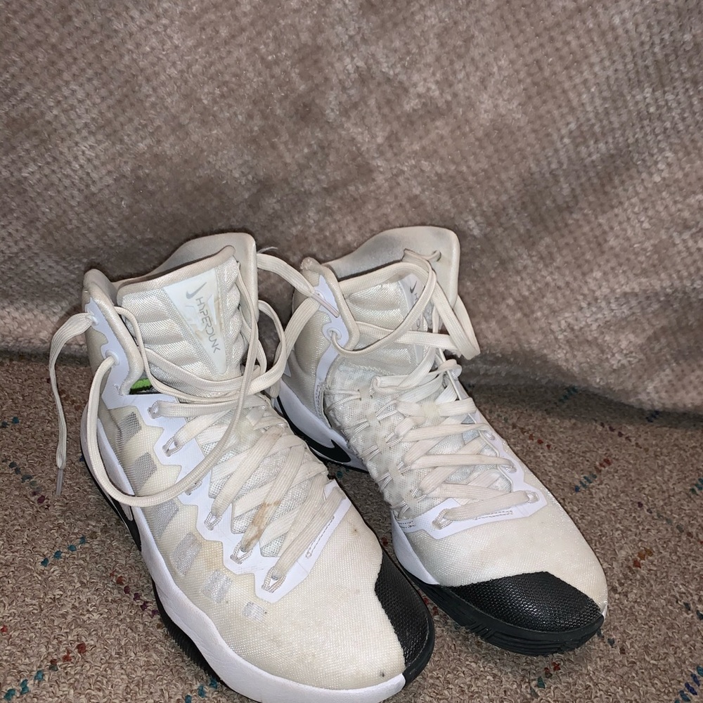 Women’s Hyperdunk Basketball shoes
